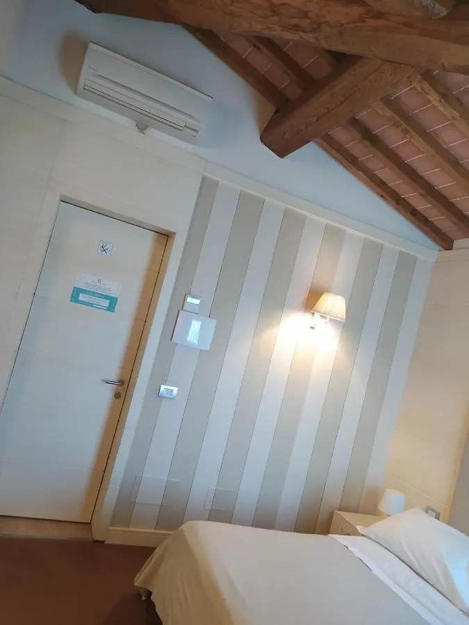 Molo73 Hotel Empoli Guest house